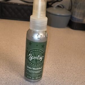 Scentsy Brand Winter Wonderland Green and Silver Room/Car Spray